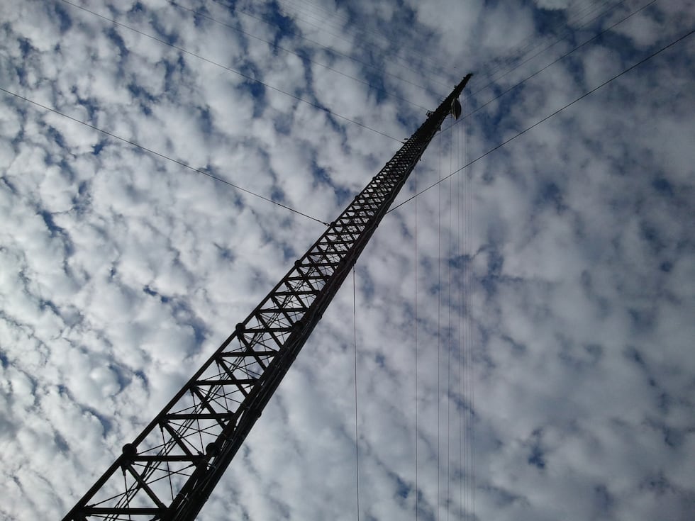 KTVF Channel 11 & KXDF Channel 13 transmitting NBC and CBS locally to Fairbanks, Delta...