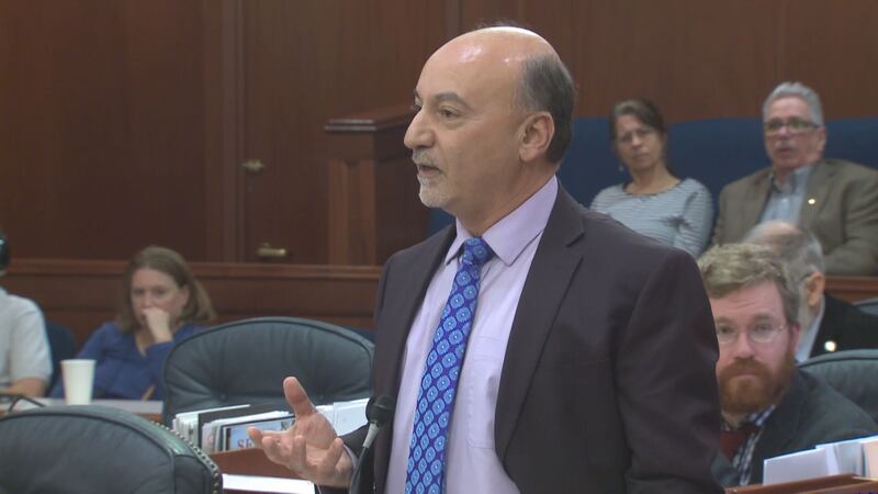 Rep. Les Gara (KTUU)